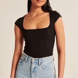 Abercrombie & Fitch - Seamless Fabric Cap Sleeve Top